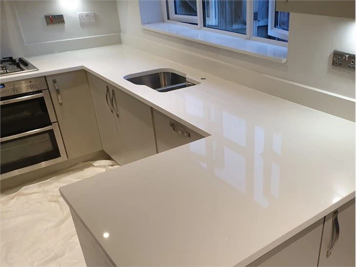 White Shimmer Quartz (4)